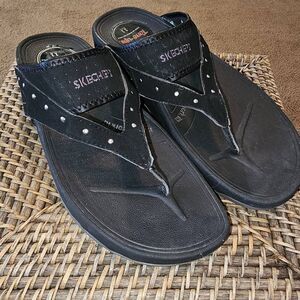 Skechers Tone Up Black Studded Sandals Women’s 11 Thong Shoes Comfort Shoes